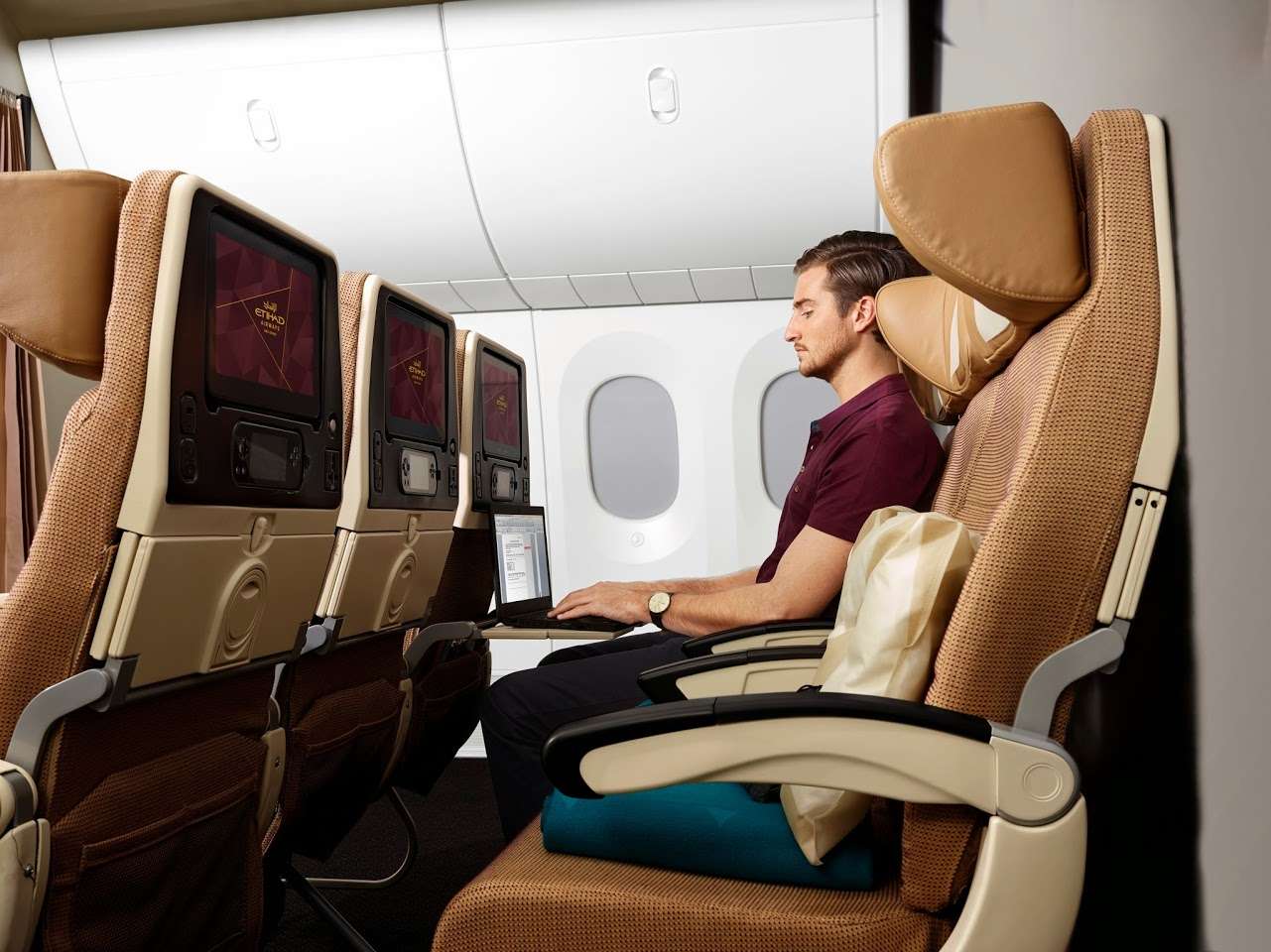 Etihad Airways "definiert das Fliegen neu" Reisebineblog